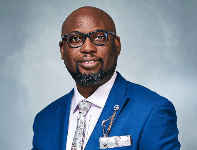 Photographer service image sample