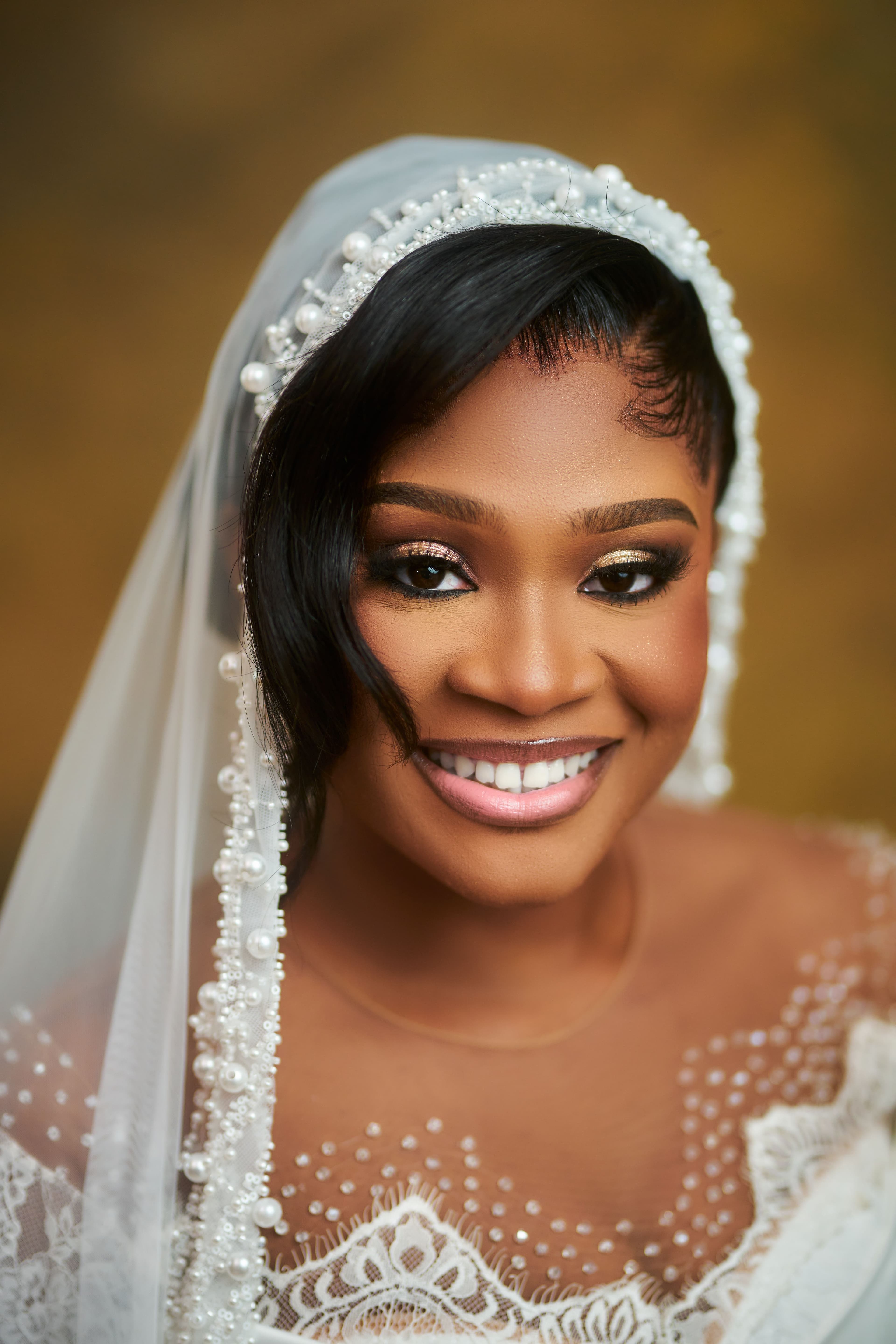 Guide to Looking your Best in your Wedding Photos